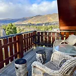 Spacious And Beautiful In Geilo, Mountain Retreat With View! Apartment