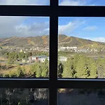 Apartment Spacious And Beautiful In Geilo, Mountain Retreat With View!