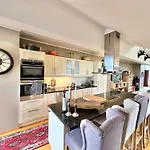Spacious And Beautiful In Geilo, Mountain Retreat With View! * Geilo
