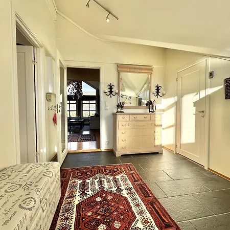 Spacious And Beautiful In Geilo, Mountain Retreat With View! بيت للعطل
