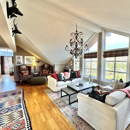 Spacious And Beautiful In Geilo, Mountain Retreat With View! *