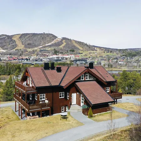 بيت للعطل Spacious And Beautiful In Geilo, Mountain Retreat With View!