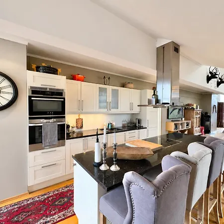 Spacious And Beautiful In Geilo, Mountain Retreat With View!