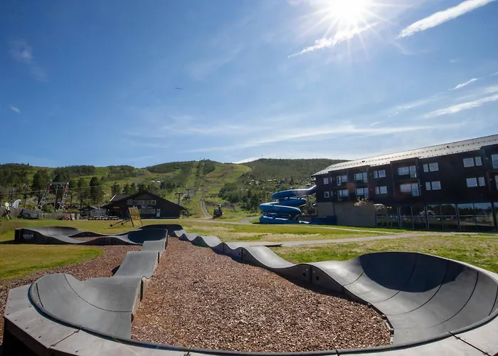 Spacious And Beautiful In Geilo, Mountain Retreat With View!