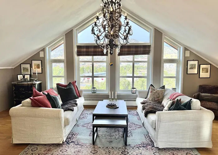 아파트 Spacious And Beautiful In Geilo, Mountain Retreat With View!