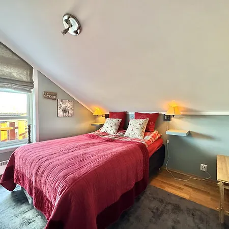 Spacious And Beautiful In Geilo, Mountain Retreat With View!