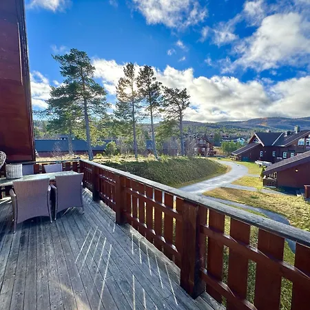Spacious And Beautiful In Geilo, Mountain Retreat With View! Geilo